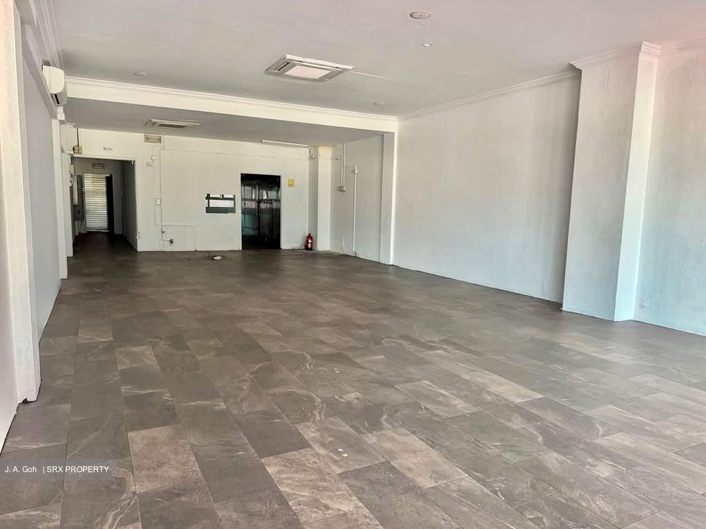 Sembawang Cottage (D27), Retail #580607781